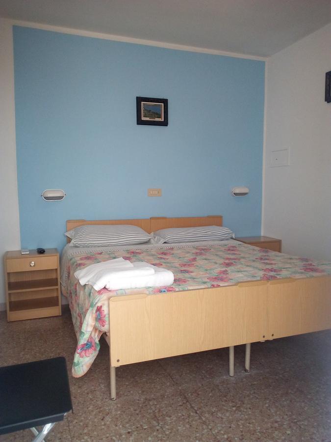 Atene Albergo 里乔内 外观 照片